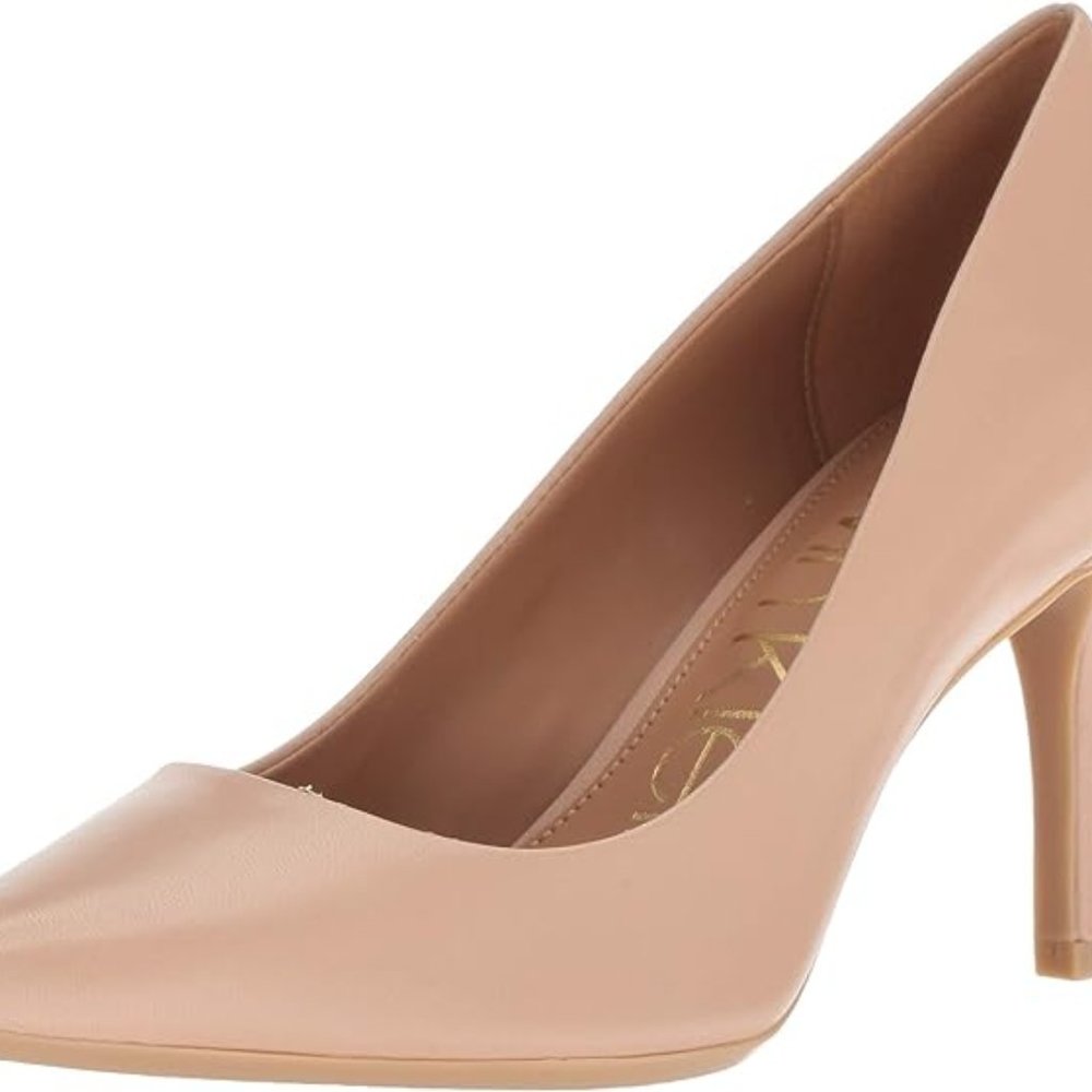 Calvin Klein Women's Gayle Pump, Desert Sand, 10 Wide US